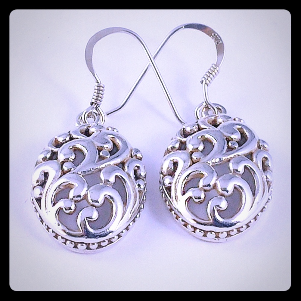 HP💓Sterling Silver Oval Shaped Art Deco Earrings